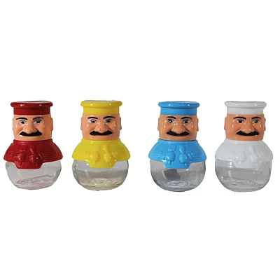 Set 2 solnite pentru sare si piper in forma de bucatar Set 2 solnite pentru sare si piper in forma de bucatar