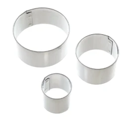 Set 3 forme/cuttere rotunde pentru prajituri CAKE MOLD Set 3 forme/cuttere rotunde pentru prajituri CAKE MOLD