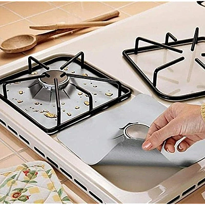Set 4 folii ARGINTII de protectie pentru aragaz Set 4 folii ARGINTII de protectie pentru aragaz