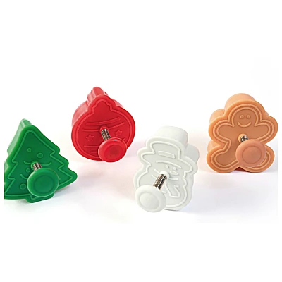 Set 4 forme pentru biscuiti model CRACIUN Set 4 forme pentru biscuiti model CRACIUN