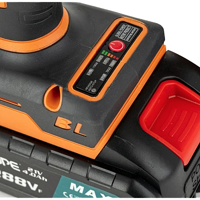 Trusa 1 masina de gaurit + 1 insurubat pe acumulator cu impact  2 acumulatori 4 Ah JPE