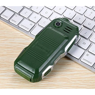 Telefon Military dual sim baterie 2800mAh REZISTENT AMI (nu functioneaza cu digi) Telefon Military dual sim baterie 2800mAh REZISTENT AMI (nu functioneaza cu digi)