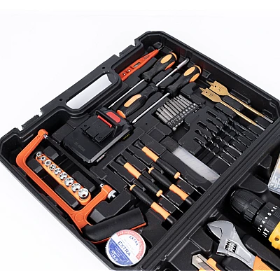 Trusa Bormasina cu percutie 2 acumulatori 24 V 6A + accesorii 110 PIESE Trusa Bormasina cu percutie 2 acumulatori 24 V 6A + accesorii 110 PIESE