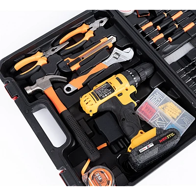 Trusa Bormasina cu percutie 2 acumulatori 24 V 6A + accesorii 110 PIESE Trusa Bormasina cu percutie 2 acumulatori 24 V 6A + accesorii 110 PIESE