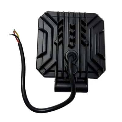 Proiector auto 14 LED Patrat 4inch alb si galben 12/24V IP67 cu sageti 26W