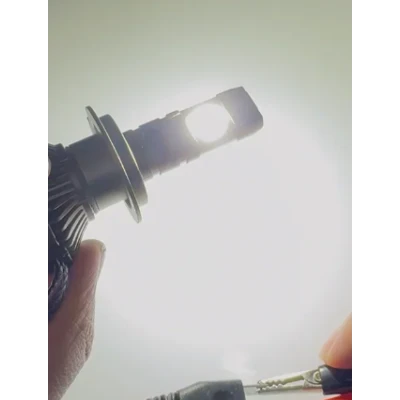 Set 2 Becuri LED Auto K68 H7 putere 380W de 23000LM CANBUS 6000K