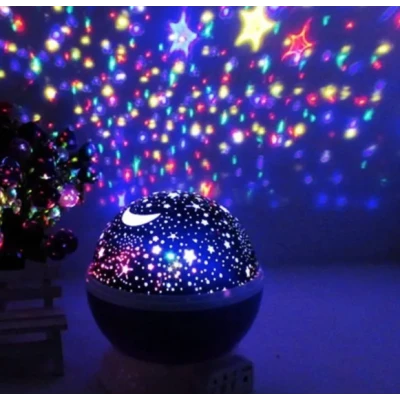 Proiector rotativ cu stele si luna cu functie de rotatie la 360 grade colorat pentru copii