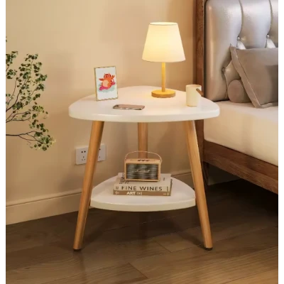 Masuta moderna cu 2 polite blat alb si picioare din lemn 50 x 40 cm triunghi