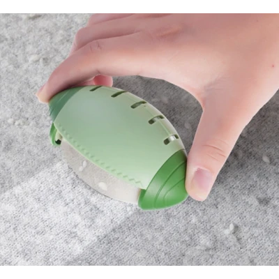 Set 2 mini role de scame reutilizabile cu maner pentru indepartarea parului de animale din silicon