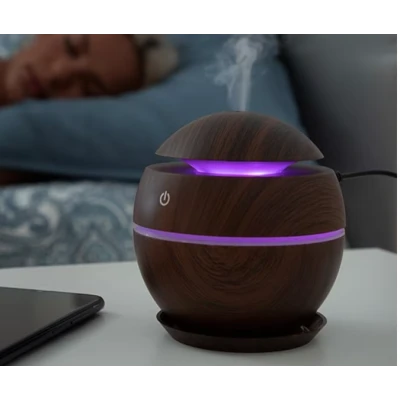 Umidificator ultrasonic si difuzor uleiuri esentiale 200 ml ROTUND Lumini LED USB Maro inchis