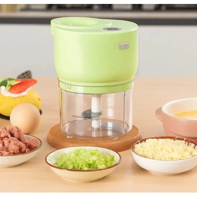 Tocator electric multifunctional 500 ml reincarcabil dimensiuni 15x10 cm