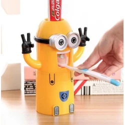 Dozator Minion pasta de dinti si periute