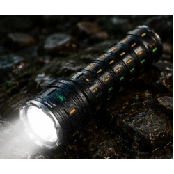 Lanterna LED Tactica YEMAO YM G66Y de 30W cu zoom reglabil fascicul 1200m
