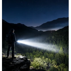 Lanterna LED YEMAO YM A13 de 3000 Lumeni raza 800m 6000K Zoom si Power Bank