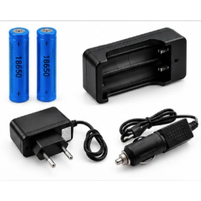 Lanterna de mana LED XM L T6 BL Q2800 cu Filtre Colorate Zoom si Acumulatori 18650