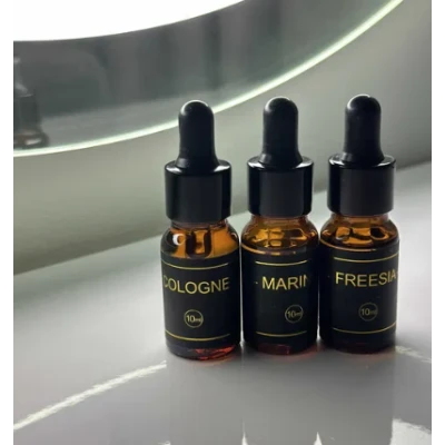 Difuzor de aromaterapie auto PREMIUM odorizant pentru masina cu parfum