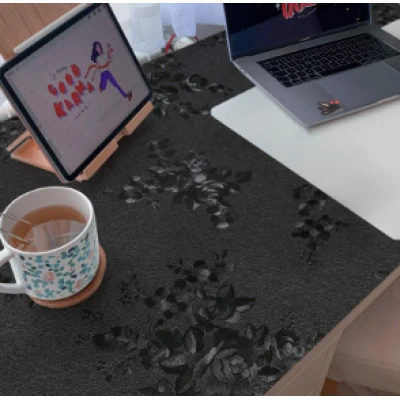 Folie Adeziva Tip Tapet Black Roses Model Trandafiri 45 × 200 cm decorativa