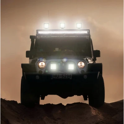 Set 2 Proiectoare LED Auto 114W Lumina Alba si Semnal Galben Off Road