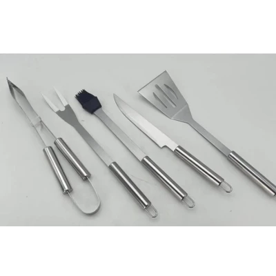 Set 5 Ustensile pentru Gratar din Inox cu Valiza de Depozitare din Aluminiu