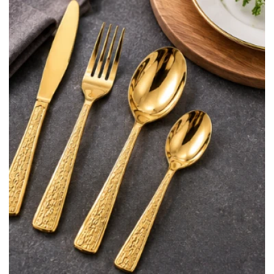 Set de 24 tacamuri din otel inoxidabil finisaj AURIU CU MODEL pentru 6 persoane