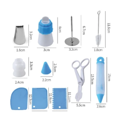 Set profesional pentru decorarea prajiturilor si torturilor 66 de piese cu posuri duiuri si accesorii pentru patiserie