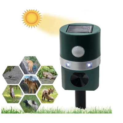 Aparat solar impotriva daunatorilor VERDE cu ultrasunete pentru gradina cu tarus