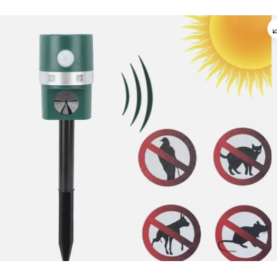 Aparat solar impotriva daunatorilor VERDE cu ultrasunete pentru gradina cu tarus