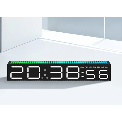 Ceas decorativ ecran LED RGB functie de captare a sunetului afisare ora alarma 3 niveluri de reglare a luminozitatii