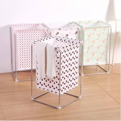 Cos de Rufe Multicolor cu suport metalic