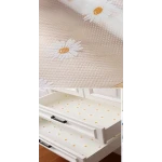 Folie de protectie pentru rafturi 45 x 300cm cu floricele albe 