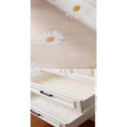 Folie de protectie pentru rafturi 45 x 300cm cu floricele albe 