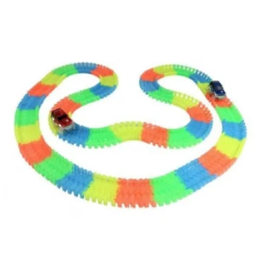 Jucarie Pista Flexibila Magic Tracks 220 Piese