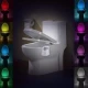 Led pentru vasul de toaleta cu senzor infrarosu de miscare si 8 lumini