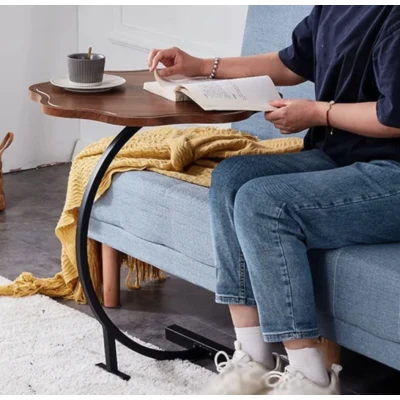 Masuta de cafea tip floare cu picior pentru canapea sau pat culoare maro