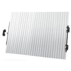 Parasolar auto retractabil impotriva razelor UV, fixare prin ventuze 70 cm 