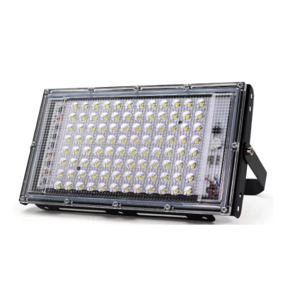 UB Proiector 100W 220V 96 led cu lupa Dreptunghiular