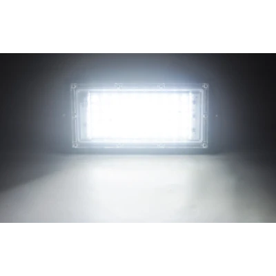 Proiector 100W 220V 96 LED SMD cu lupa Dreptunghoular XL