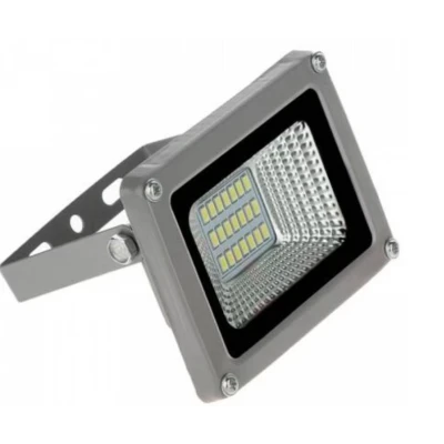 Proiector Auto Camping 10W 12V clesti