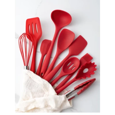 Set 12 ustensile MINI de bucatarie din silicon termorezistent si maner din lemn natural ROSU 
