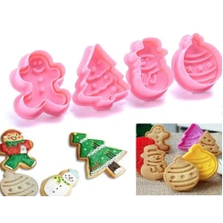 Set 4 forme pentru biscuiti model CRACIUN