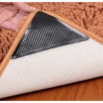 Set 4 Triunghiuri Anti Alunecare  Auto Adezive  pentru Fixare Covor  16cm