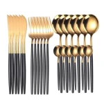 Set de 24 tacamuri elegante si rafinate cu un finisaj luxos NEGRU cu AURIU