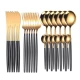 Set de 24 tacamuri elegante si rafinate cu un finisaj luxos NEGRU cu AURIU