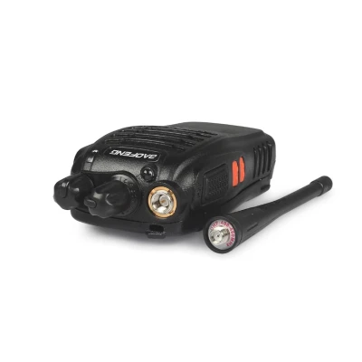 Set doua statii radio emisie receptie portabile Baofeng BF 888S