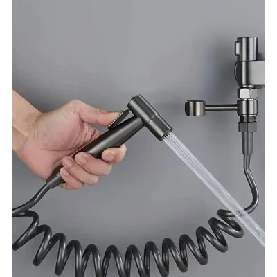 Set Dus Igienic Pentru Bideu sau Vas WC cu Furtun Extensibil si Toate Accesoriile Incluse