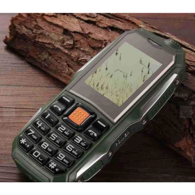 Telefon Military dual sim baterie 2800mAh REZISTENT (nu functioneaza cu digi)