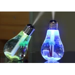 Umidificator de aer cu lampa LED - sub forma de bec cu palmier